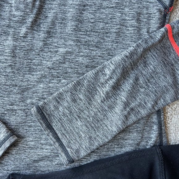 ZELLA Pullover Hoodie Top - Picture 6 of 11